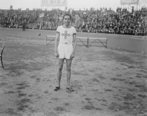 Harry Edward, Polytechnic Harriers, Olympic Runner, 100 yards champion 1921 Harry Harry Edward, Polytechnic Harriers, Olympic Runner, 100 yards champion 1921 Harry
