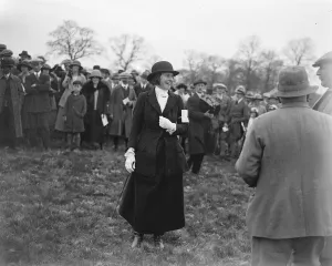 Lady steeplechasers ride a closely contested race at the South and West Wiltshire point to point Lady steeplechasers ride a closely contested race at the South and West Wiltshire point to point