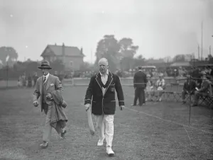 London Mayor of London ( Sir Rowland Blades M. P ) Plays cricket at the new sports London Mayor of London ( Sir Rowland Blades M. P ) Plays cricket at the new sports