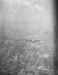 Londoners had their first view of the squadron of US Army Air Force Super Fortresses Londoners had their first view of the squadron of US Army Air Force Super Fortresses