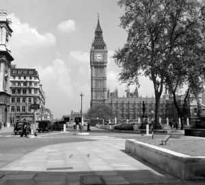 Looking down Bridge Street to Big Ben and the Houses of Parliament, London, England Looking down Bridge Street to Big Ben and the Houses of Parliament, London, England