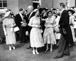 Her Majestys Jardiniere (D Smith up), won the King George V Stakes at Ascot this afternoon Her Majestys Jardiniere (D Smith up), won the King George V Stakes at Ascot this afternoon