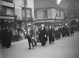 The mayoral procession during the Dartford Armistice memorial service The mayoral procession during the Dartford Armistice memorial service