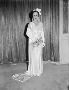 Niece of U.S Secretary of State presented at British court. Among the American Niece of U.S Secretary of State presented at British court. Among the American