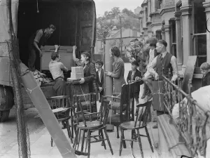 A residence in Plumstead, London, moves from Relliance Road. Here they are loading A residence in Plumstead, London, moves from Relliance Road. Here they are loading