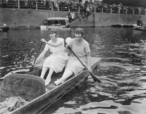 River Girls Despite the absence of sunshine the two river girls, found pleasure River Girls Despite the absence of sunshine the two river girls, found pleasure
