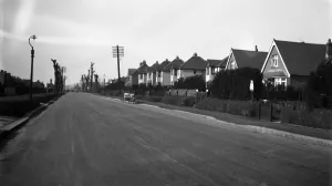 The road through West Tarring, near Worthing, Sussex. 7 March 1931 The road through West Tarring, near Worthing, Sussex. 7 March 1931