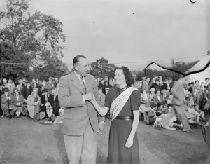 Sidcup Jubilee fete in Kent. Mr Brown and Miss M Bloice. 1939 Sidcup Jubilee fete in Kent. Mr Brown and Miss M Bloice. 1939