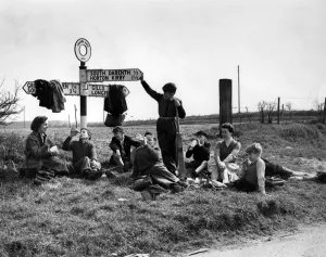Sixteenth W. Kent Lifeboy Company take a rest at Horton Kirby on Easter Monday while Sixteenth W. Kent Lifeboy Company take a rest at Horton Kirby on Easter Monday while