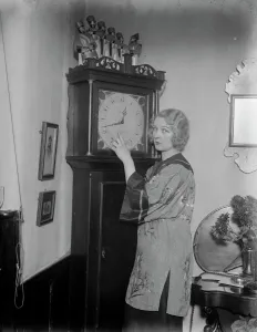 The sleeping beauty at home. Miss Eve Grey. 29 November 1929 The sleeping beauty at home. Miss Eve Grey. 29 November 1929
