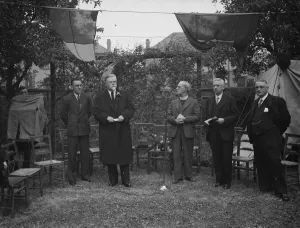 St Andrews fete in Mottingham, Kent. Reverend C E J Chennel, Mr J H John, Mr St Andrews fete in Mottingham, Kent. Reverend C E J Chennel, Mr J H John, Mr