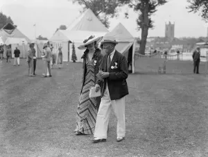 Striking fashion at Henley Royal regatta. Photo shows, Mrs Allan Kennedy in a Striking fashion at Henley Royal regatta. Photo shows, Mrs Allan Kennedy in a