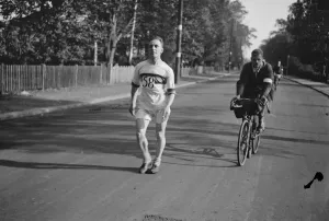 Surrey Walking Club Race Grayson Stone en route 15 September 1923 Surrey Walking Club Race Grayson Stone en route 15 September 1923
