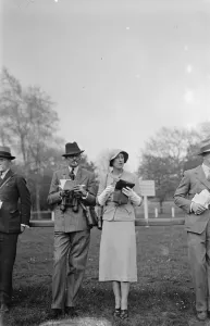 United Hunt meeting at Lingfield racecourse. Captain Callon and Mrs Christopher Lowther United Hunt meeting at Lingfield racecourse. Captain Callon and Mrs Christopher Lowther