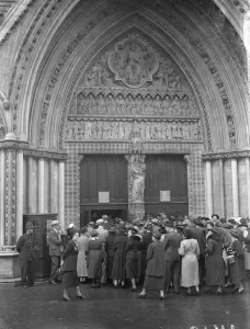 Westminster Abbey after being closed for nine months owing to the Coronation, was re-opened today Westminster Abbey after being closed for nine months owing to the Coronation, was re-opened today