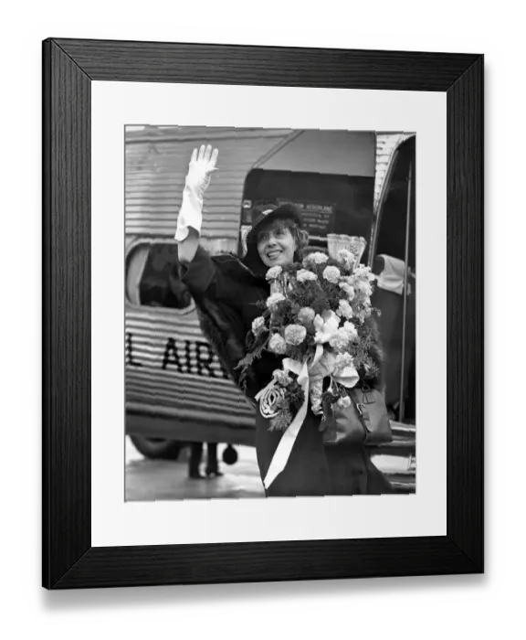 Framed Print : Mistinguett at Croydon airport. 12th October 1938 Framed Print : Mistinguett at Croydon airport. 12th October 1938