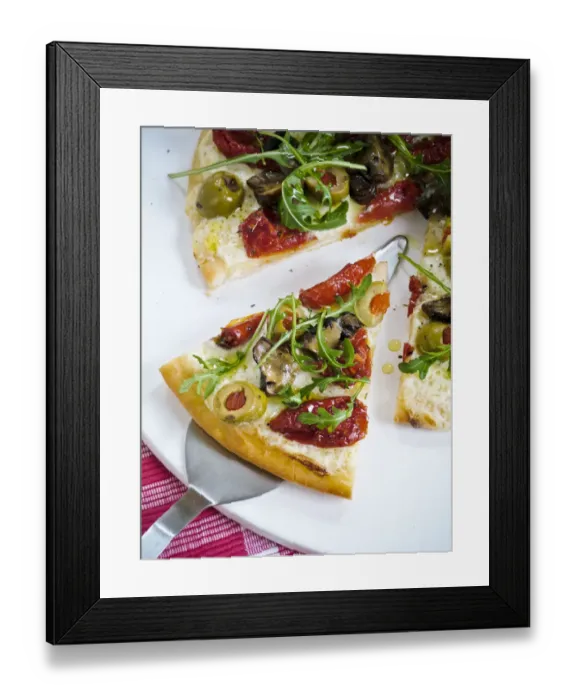 Framed Print : Pizza with sundries tomatoes, aubergine, olives, mozzarella and rocket credit Framed Print : Pizza with sundries tomatoes, aubergine, olives, mozzarella and rocket credit