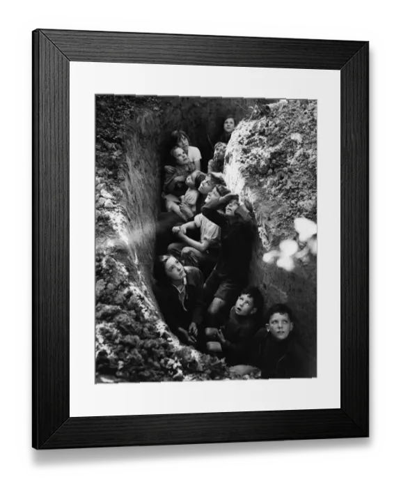 Framed Print : Children of the hop pickers take shelter to watch the Battle of Britain rage overhead Framed Print : Children of the hop pickers take shelter to watch the Battle of Britain rage overhead