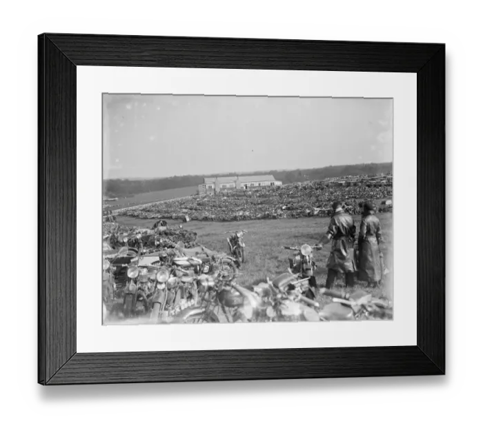 Framed Print : Motor cycles at Brands Hatch. 1936 Framed Print : Motor cycles at Brands Hatch. 1936