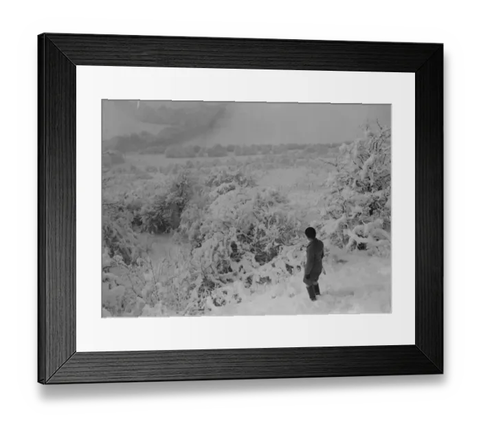 Framed Print : Snow scenes in Biggin Hill, Kent. 1939 Framed Print : Snow scenes in Biggin Hill, Kent. 1939