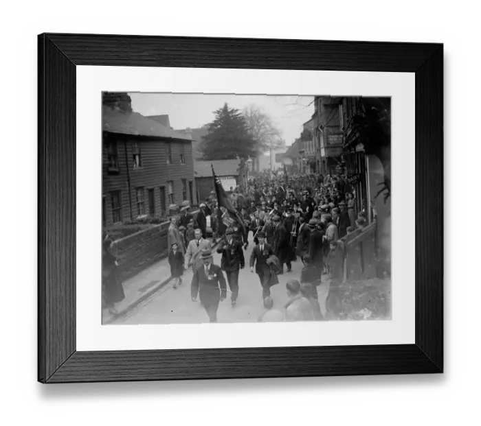 Framed Print : Armistice day procession through St Mary Cray, Kent. 1936 Framed Print : Armistice day procession through St Mary Cray, Kent. 1936