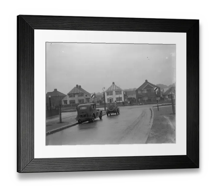 Framed Print : National speed limit signs at a T junction in Rochester, Kent. 1939 Framed Print : National speed limit signs at a T junction in Rochester, Kent. 1939