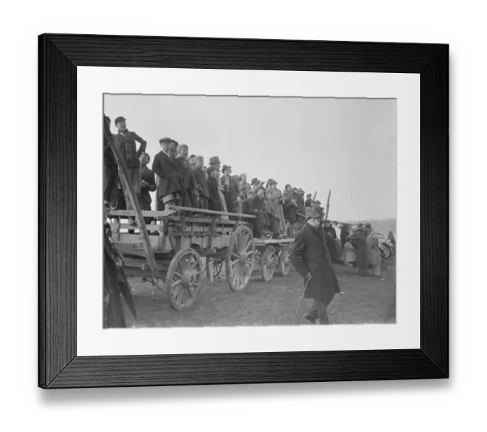 Framed Print : A crowd watch a demonstration of steam tractor cultivation at Farningham, Kent. 1938