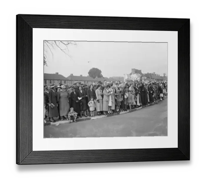 Framed Print : The Dartford Carnival. 1936