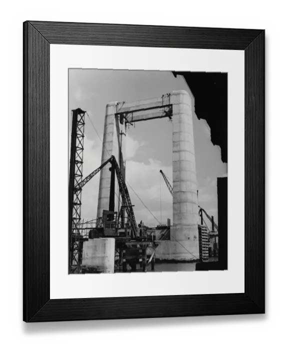 Framed Print : The New Kingsferry Bridge On The Isle Of Sheppey. The first rising-platform bridge