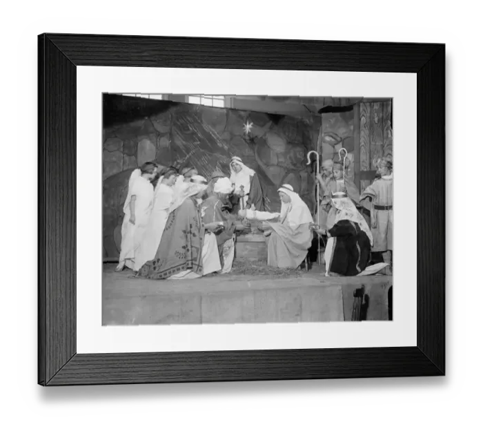 Framed Print : Children perform the Nativityscene at Brent School, Dartford, Kent