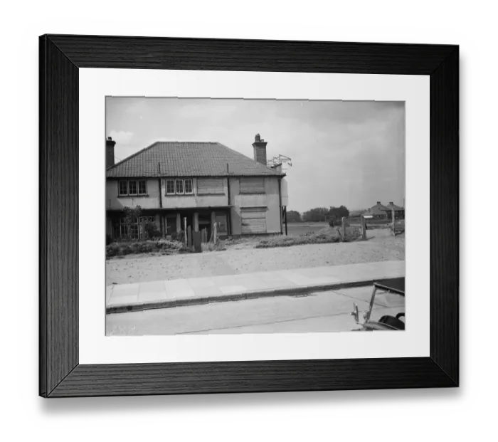 Framed Print : A condemed house on Dartford Tunnel Road in Kent. 1938 Framed Print : A condemed house on Dartford Tunnel Road in Kent. 1938