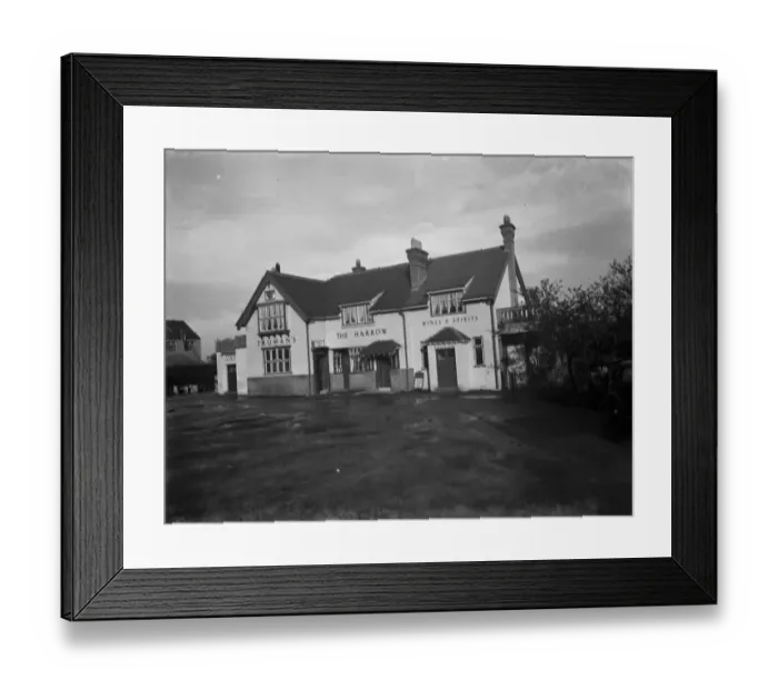 Framed Print : External view of Harrow Inn located in Erith, London. 1938