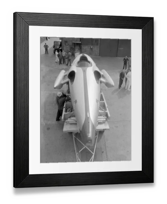 Framed Print : New Malden, Surrey: John Cobb, with his revolutionary speedboat Crusader, in which Framed Print : New Malden, Surrey: John Cobb, with his revolutionary speedboat Crusader, in which