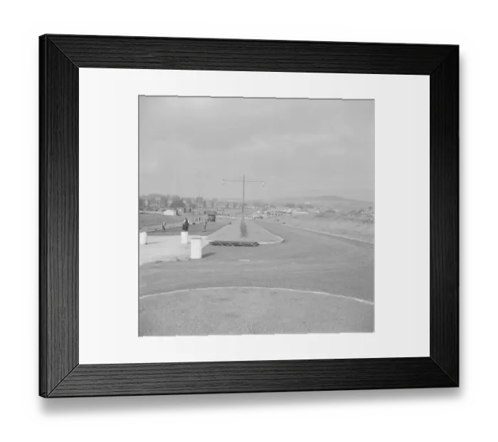 Framed Print : Work being carried out on Eltham by pass circular road, Kent. 1938