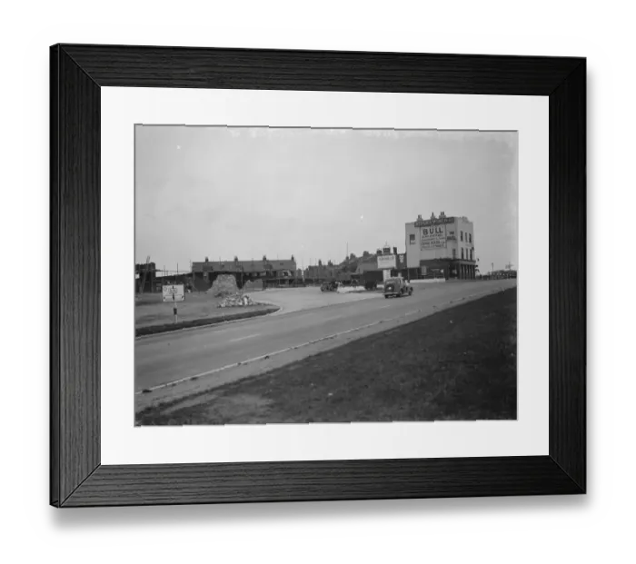 Framed Print : The Bull Inn located in Birchwood, Bull Inn, Birchwood, St Mary Cray, Kent Framed Print : The Bull Inn located in Birchwood, Bull Inn, Birchwood, St Mary Cray, Kent