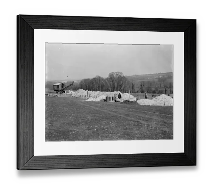 Framed Print : New sewers being built in Farningham, Kent. 1937 Framed Print : New sewers being built in Farningham, Kent. 1937