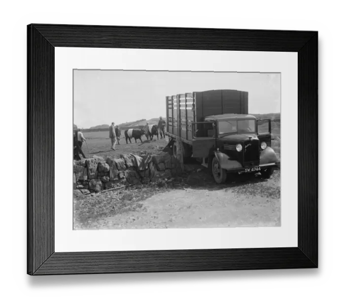 Framed Print : Bedford cattle truck. 1935 Framed Print : Bedford cattle truck. 1935