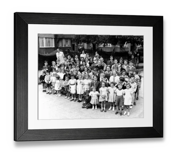 Framed Print : Street party for the Coronation of Queen Elizabeth II Norfolk Crescent, Sidcup Framed Print : Street party for the Coronation of Queen Elizabeth II Norfolk Crescent, Sidcup