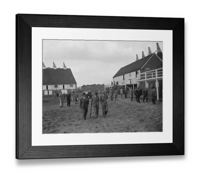 Framed Print : Institution Brewing tour, Beltring. 1937