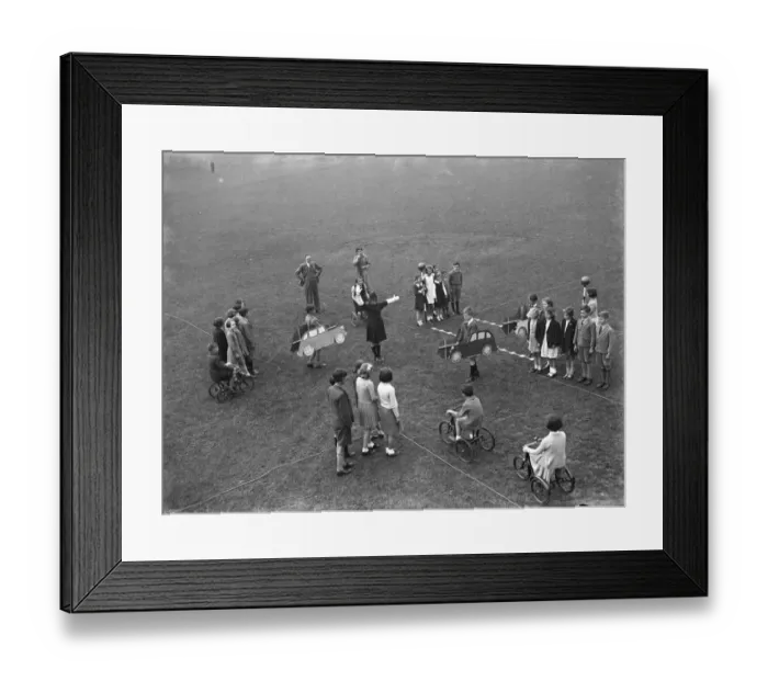 Framed Print : Childrens model traffic instruction at Mayplace School in Crayford, Kent Framed Print : Childrens model traffic instruction at Mayplace School in Crayford, Kent