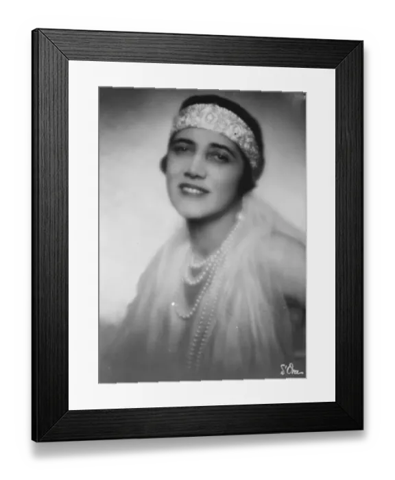 Framed Print : Lady Mortimer Davis wearing her famous diamonds and pearls. 6 January 1928 Framed Print : Lady Mortimer Davis wearing her famous diamonds and pearls. 6 January 1928