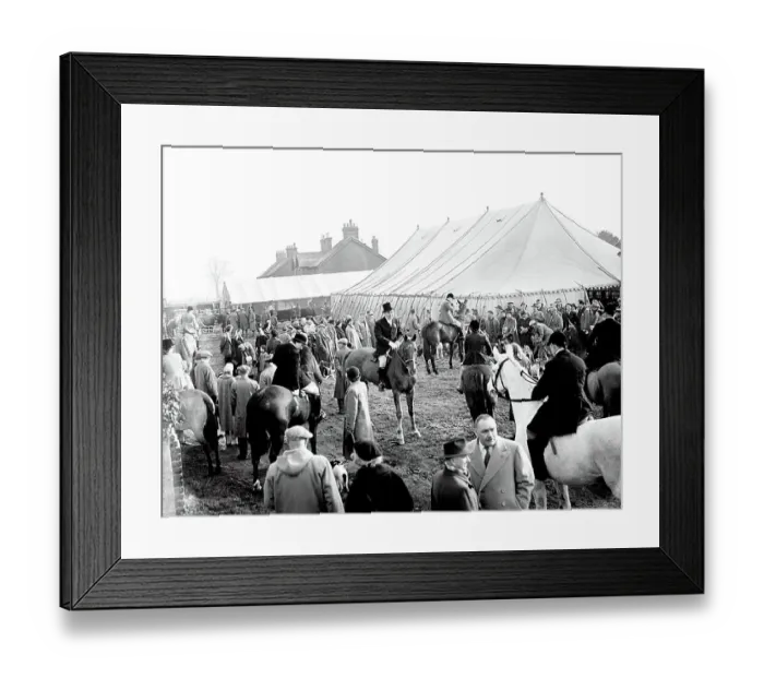 Framed Print : 3 December 1952 - - The fox hunt at the first Fatstock Show after World War II, behind Edenbridge High Street. - - Edenbridge, Kent, England. - - John Topham / TopFoto Framed Print : 3 December 1952 - - The fox hunt at the first Fatstock Show after World War II, behind Edenbridge High Street. - - Edenbridge, Kent, England. - - John Topham / TopFoto