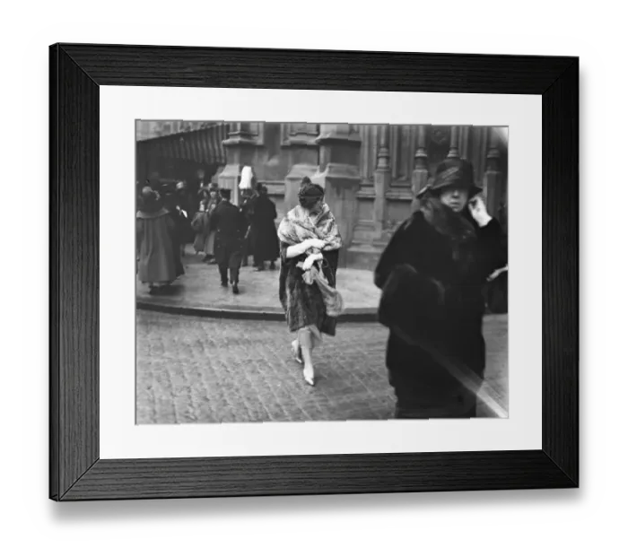 Framed Print : State opening of Parliament Peeresses leaving the Countess of Drogheda 10 February 1920 Framed Print : State opening of Parliament Peeresses leaving the Countess of Drogheda 10 February 1920