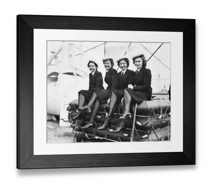Framed Print : Sailing in the 23, 700 ton liner Stratheden from Tilbury today, which is on its post-war Framed Print : Sailing in the 23, 700 ton liner Stratheden from Tilbury today, which is on its post-war