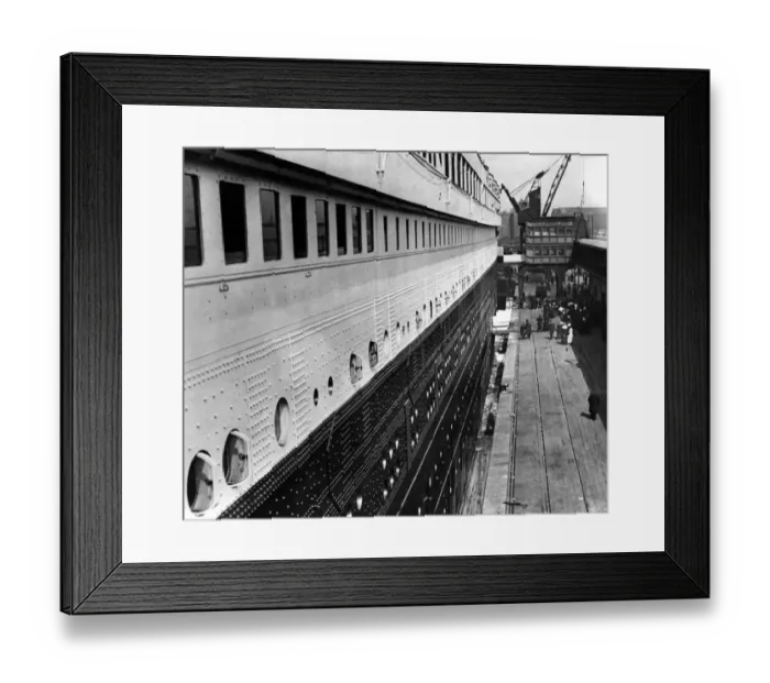 Framed Print : The Titanic moored at Southampton docks on April 10th 1912. The second class passenger Framed Print : The Titanic moored at Southampton docks on April 10th 1912. The second class passenger