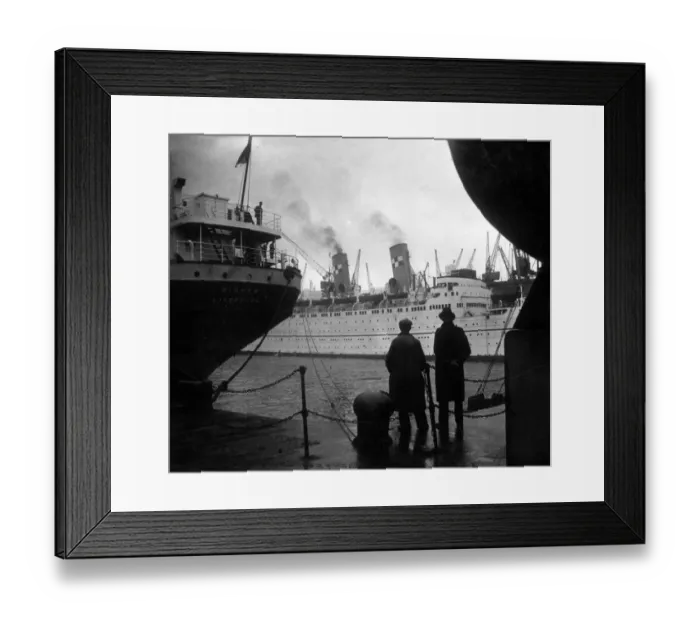 Framed Print : The Empress of Canada ( formerly the Duchess of Richmond ) left Liverpool on her