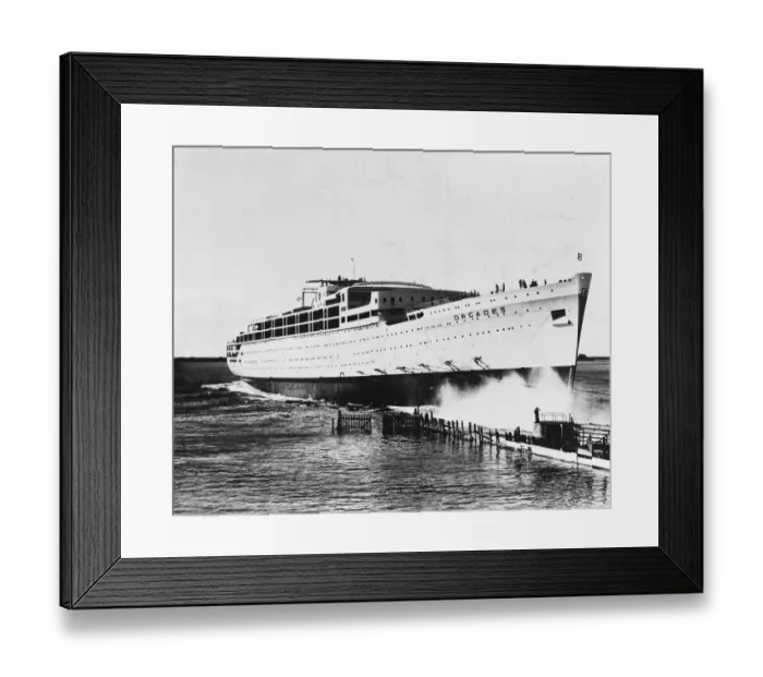 Framed Print : The 31, 000 ton liner Orcades, built for the Orient line by Vickers, Armstrong Ltd
