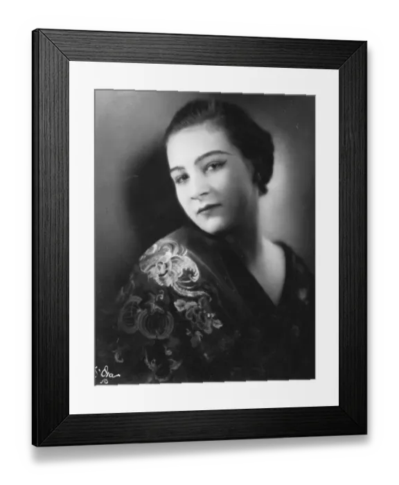 Framed Print : Italys first woman engineer. Signorita Laetitia Andra, who has just graduated Framed Print : Italys first woman engineer. Signorita Laetitia Andra, who has just graduated