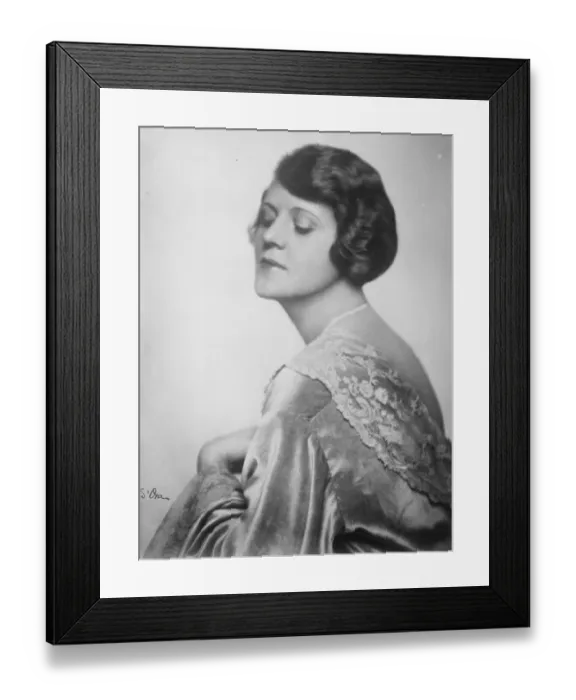Framed Print : Milan society leader who is summering Eastbourne. Signore De Pallini, who has