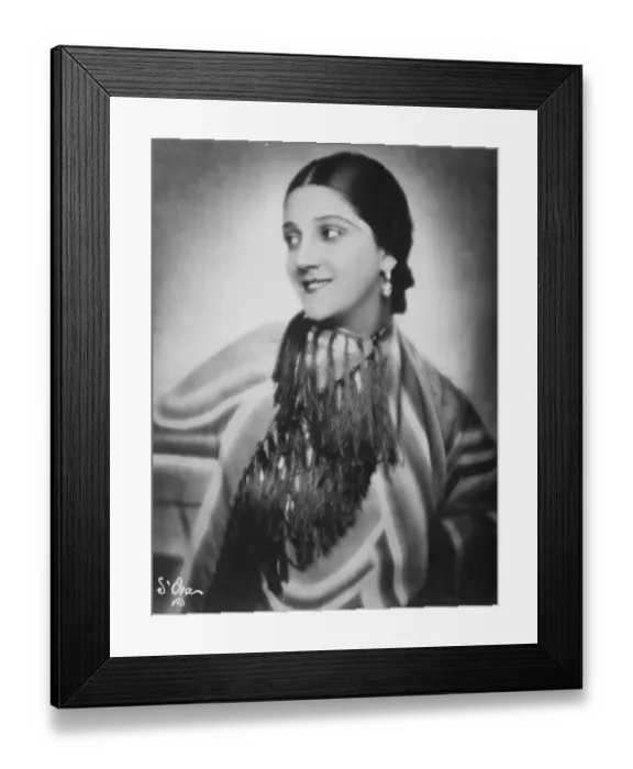 Framed Print : Princess Fthie, granddaughter of the late Sultan Abdul Hamid of Turkey. 14 March 1927 Framed Print : Princess Fthie, granddaughter of the late Sultan Abdul Hamid of Turkey. 14 March 1927